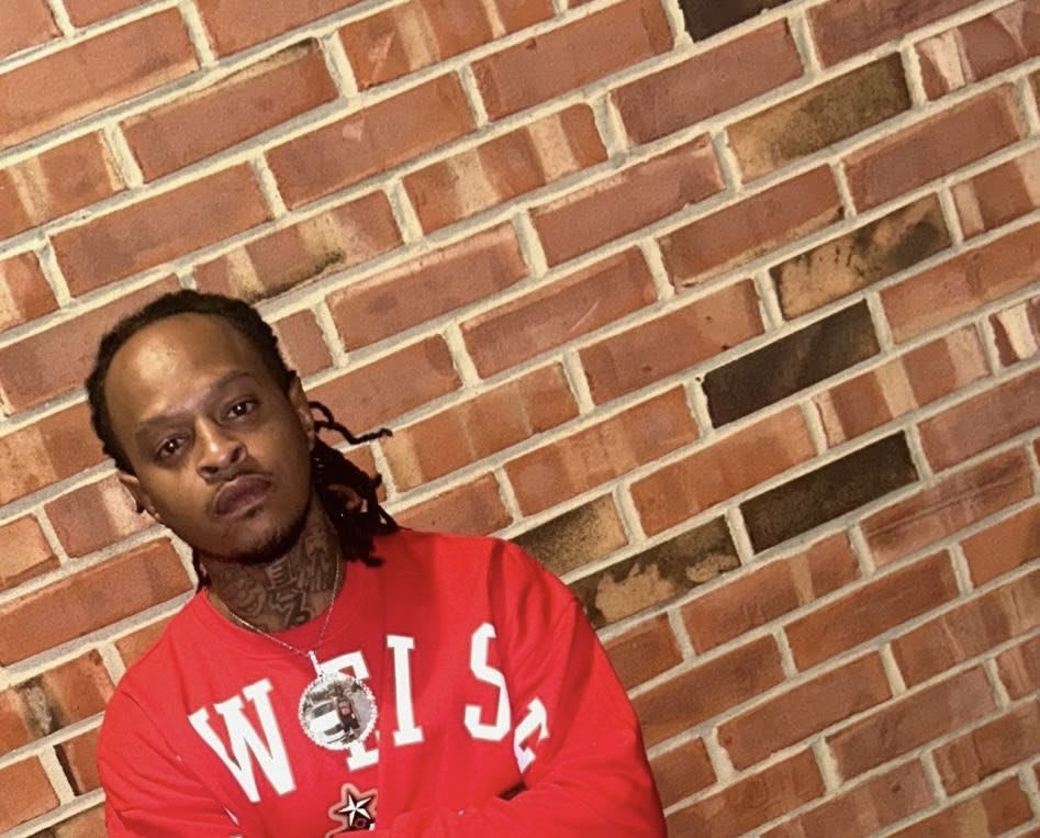 West Price Hill Crash Leaves Awfwhite Xking Jett Dead; Driver of Other Vehicle Ran from Scene